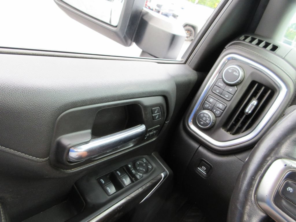 Certified 2020 Chevrolet Silverado 2500 LTZ w/ LTZ Convenience Package AWD/4WD image 27