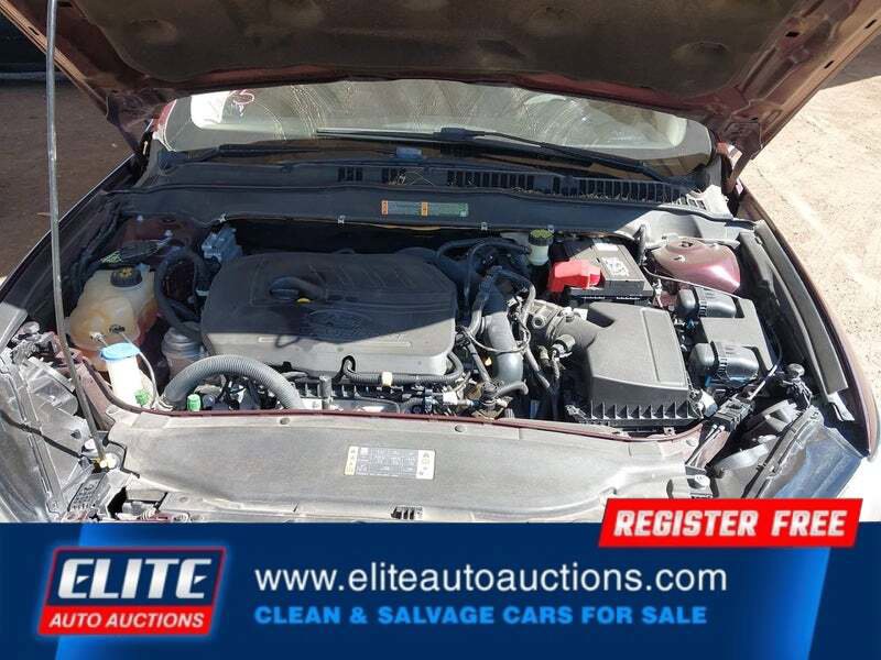 Used 2017 Ford Fusion SE w/ Fusion SE Technology Package image 19