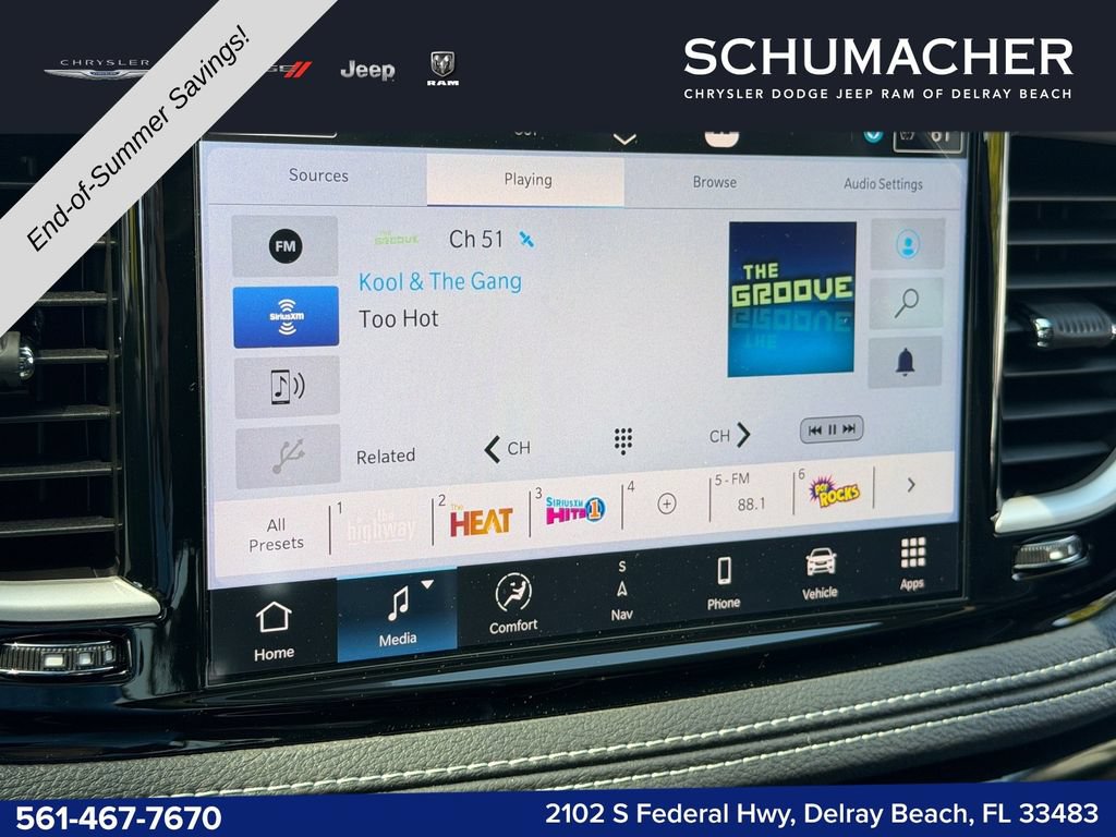 New 2027 Chrysler Pacifica Limited FWD image 16