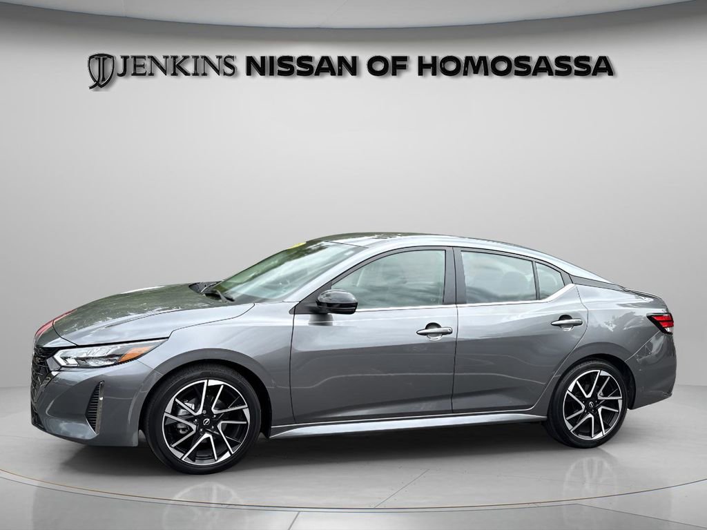 Certified 2025 Nissan Sentra SR image 9