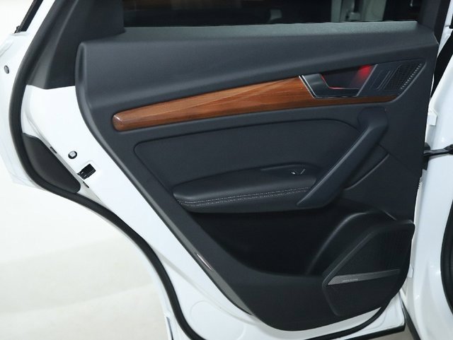 Used 2023 Audi Q5 2.0T Premium Plus image 33