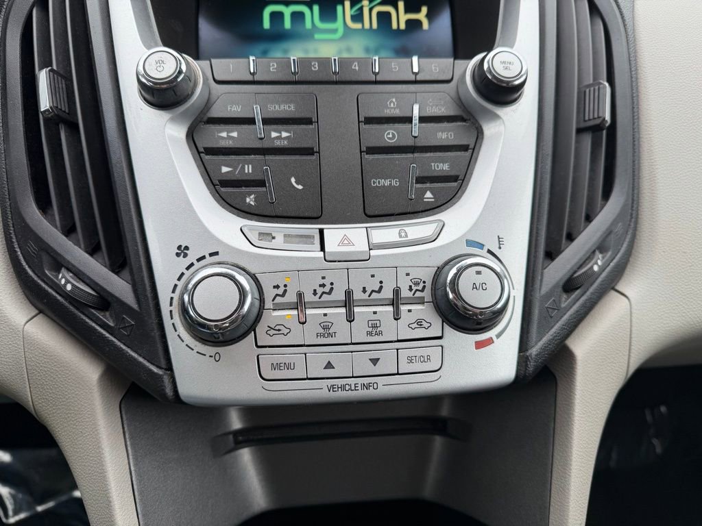 Used 2015 Chevrolet Equinox LT w/ Driver Convenience Package image 22