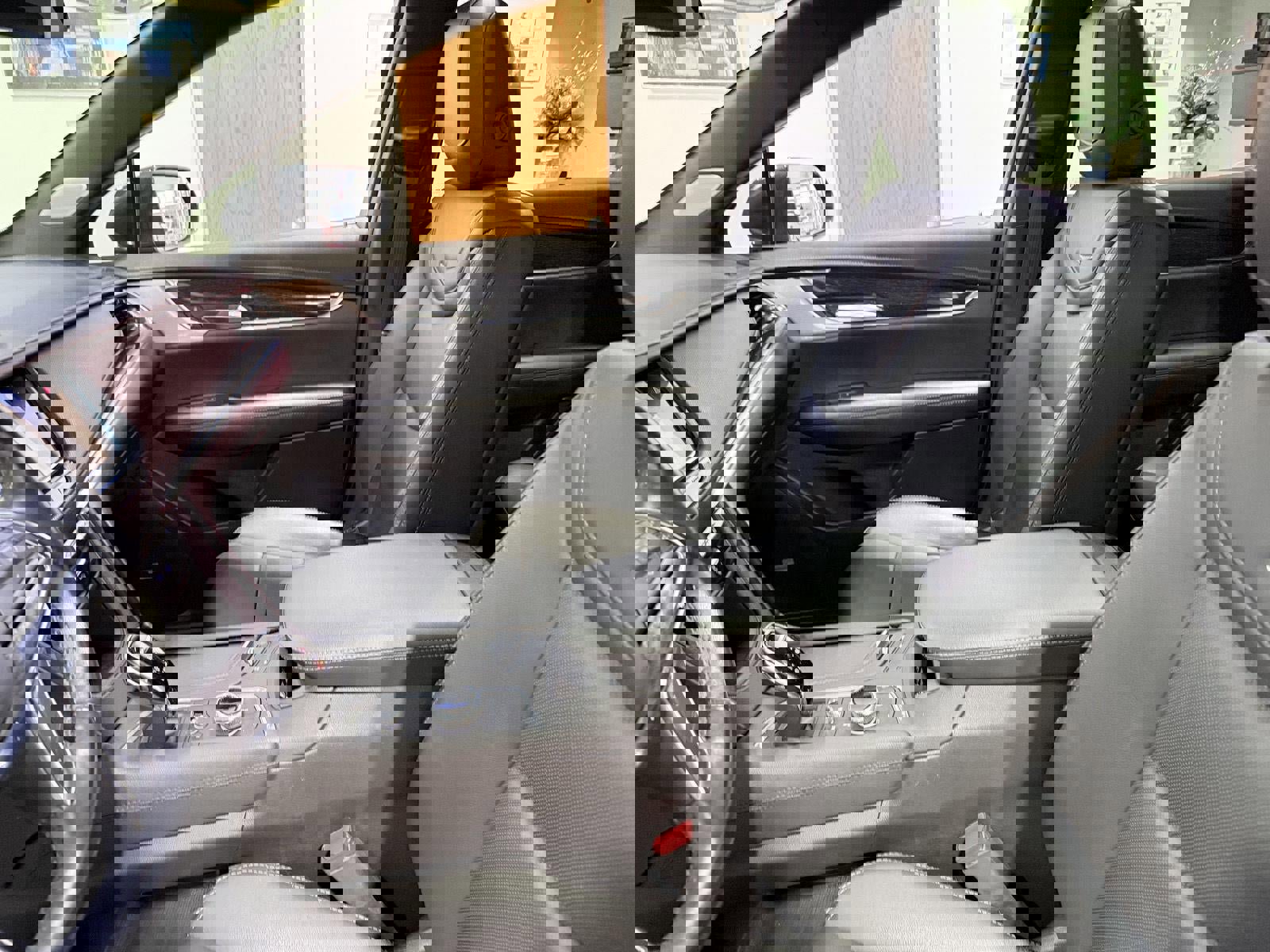 Used 2020 Cadillac XT5 Premium Luxury image 12