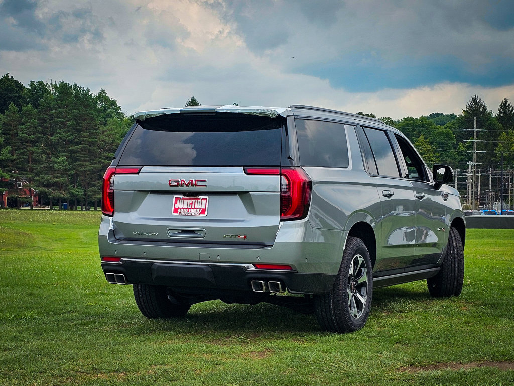 New 2026 GMC Yukon XL AT4 w/ AT4 Premium Plus Package AWD/4WD image 3