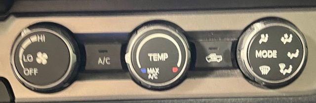 Used 2020 Toyota Tacoma SR AWD/4WD image 34