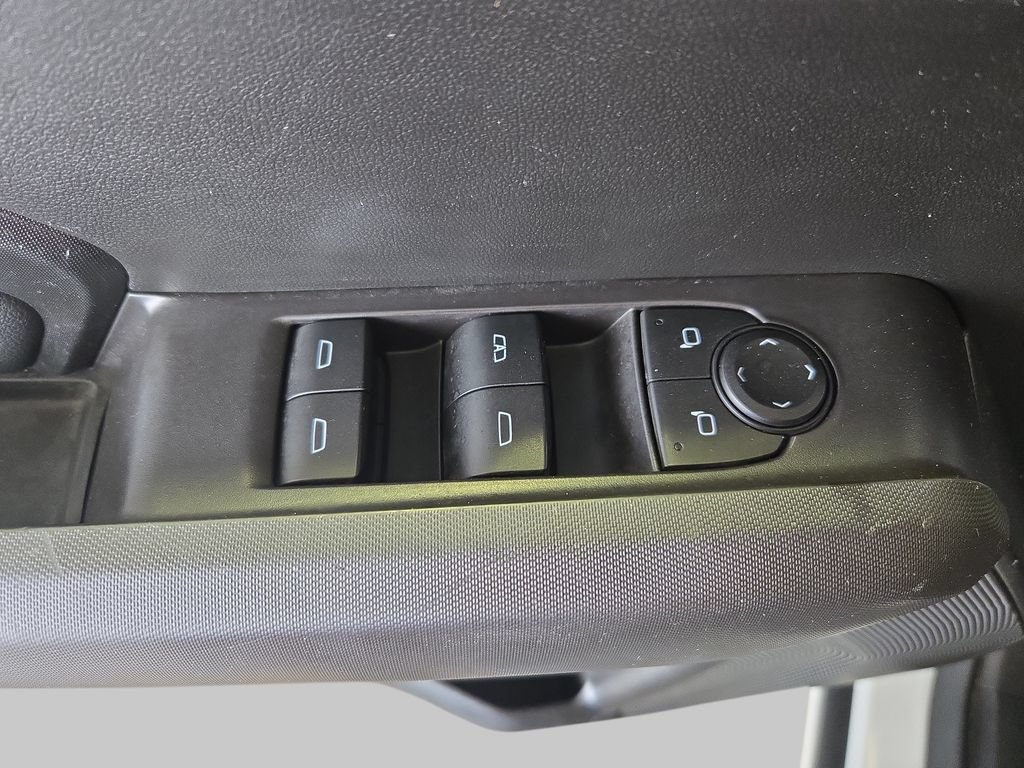 Used 2023 Chevrolet Colorado LT w/ LT Convenience Package AWD/4WD image 30