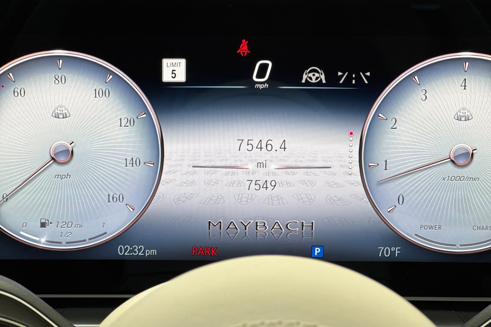 Used 2025 Mercedes-Benz Maybach GLS 600 4MATIC image 24
