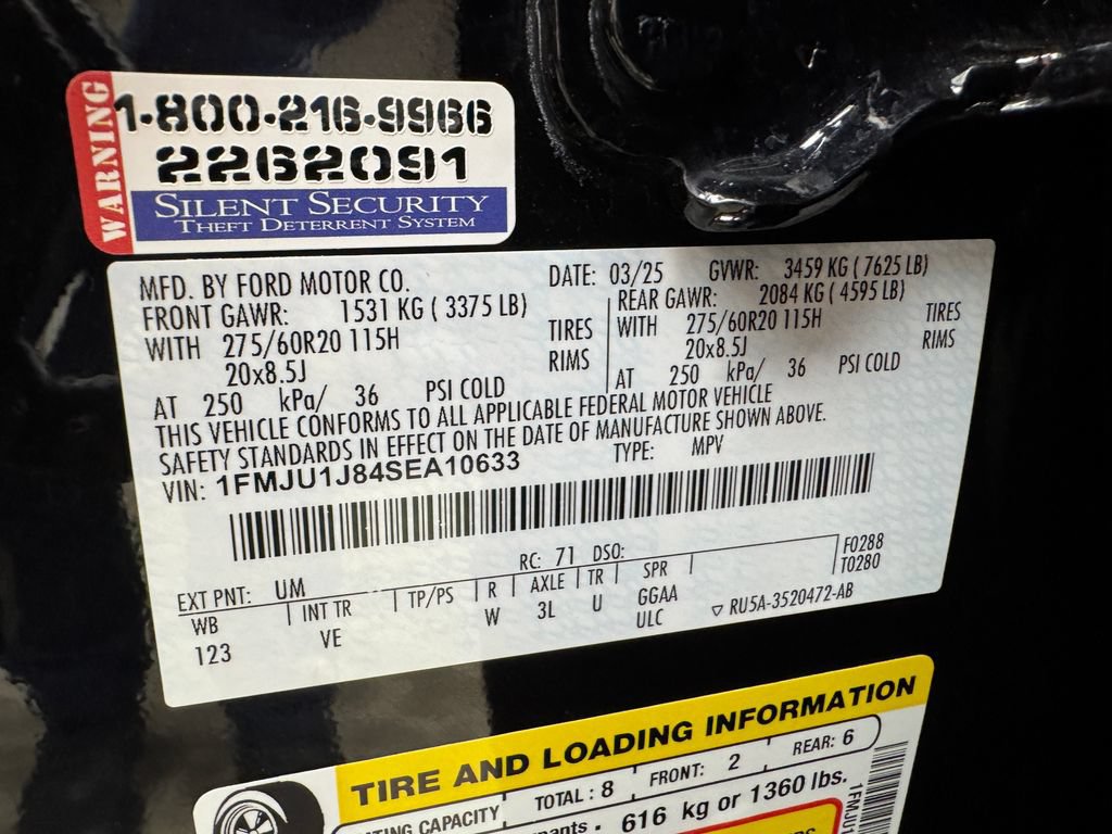 Certified 2025 Ford Expedition Active AWD/4WD image 35
