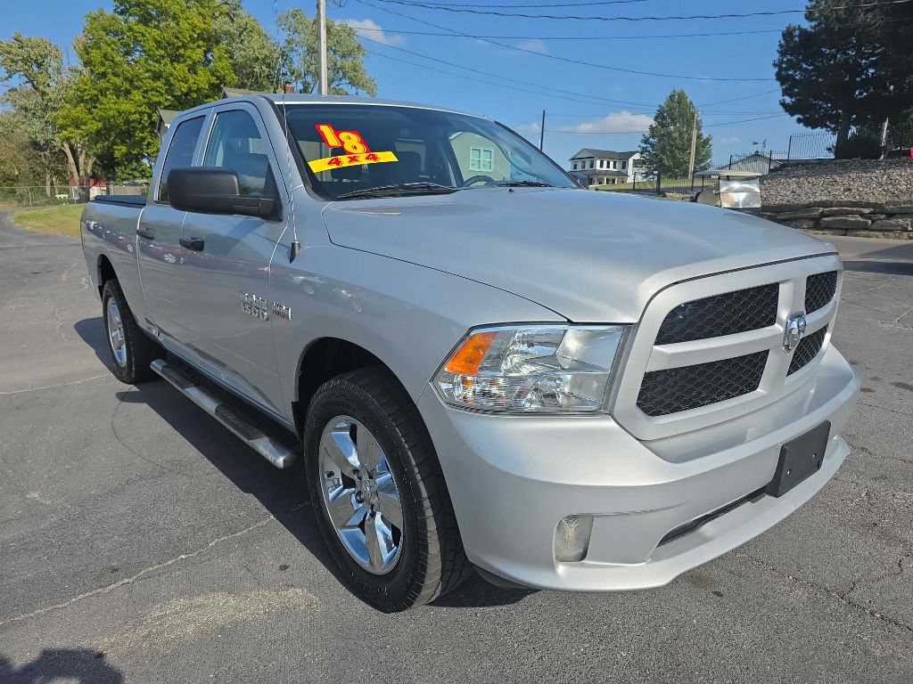 Used 2018 RAM 1500 Express w/ Express Value Package AWD/4WD image 4