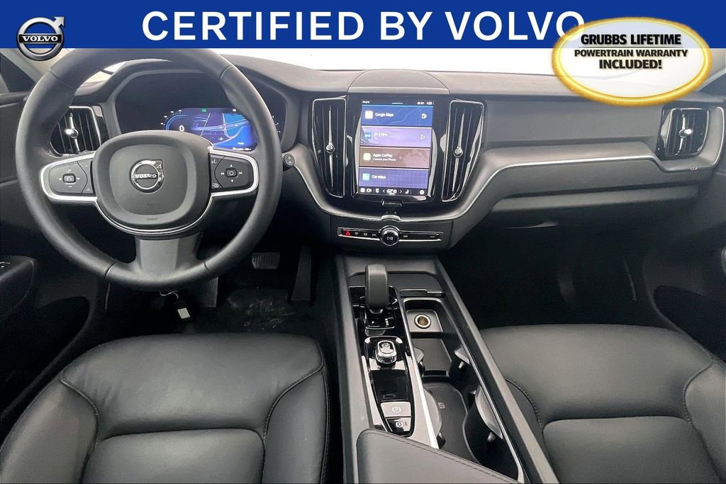 Used 2025 Volvo XC60 B5 Core image 20