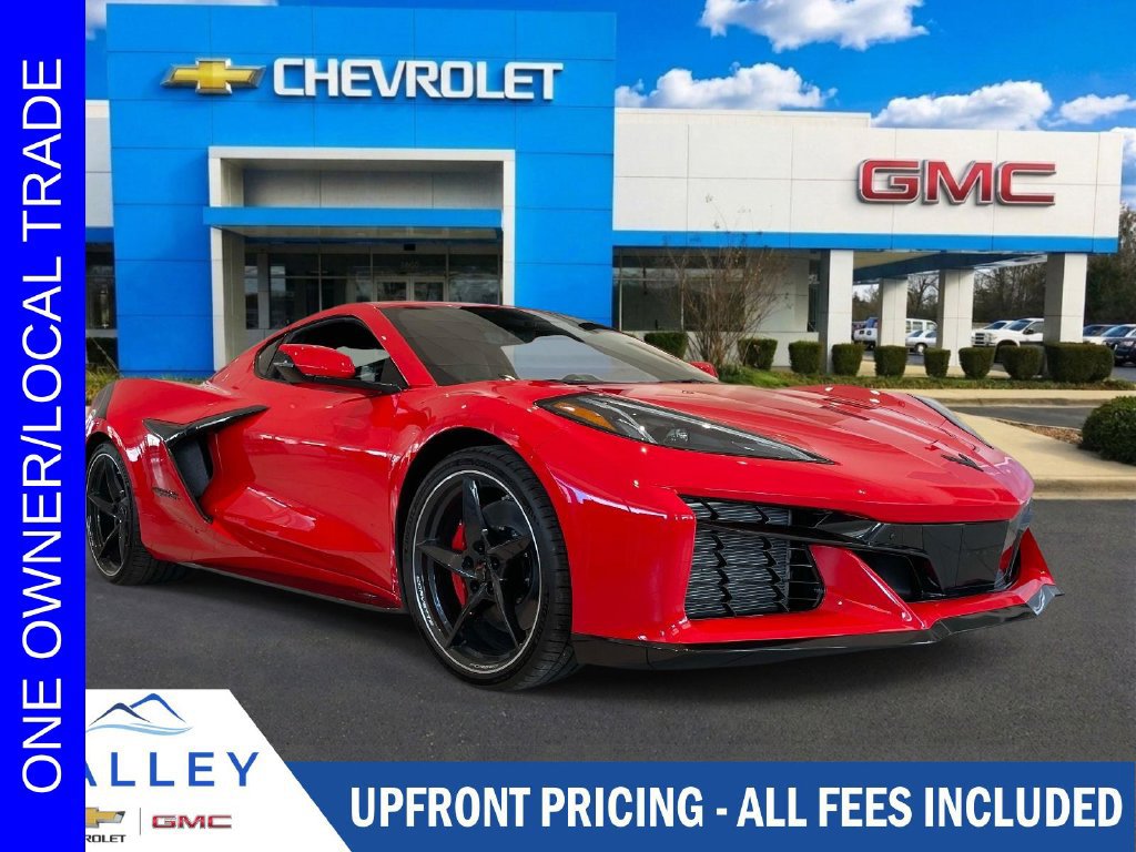 Used 2027 Chevrolet Corvette Grand Sport RWD image 1