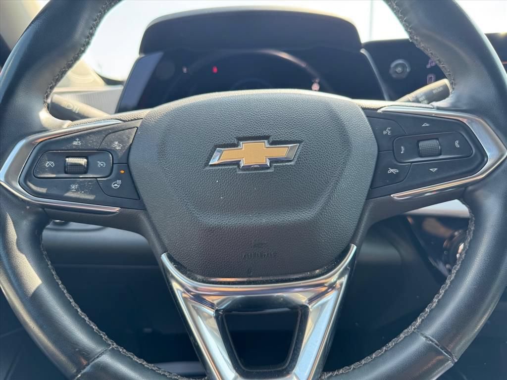 Used 2024 Chevrolet Trax LT w/ Driver Confidence Package FWD image 15