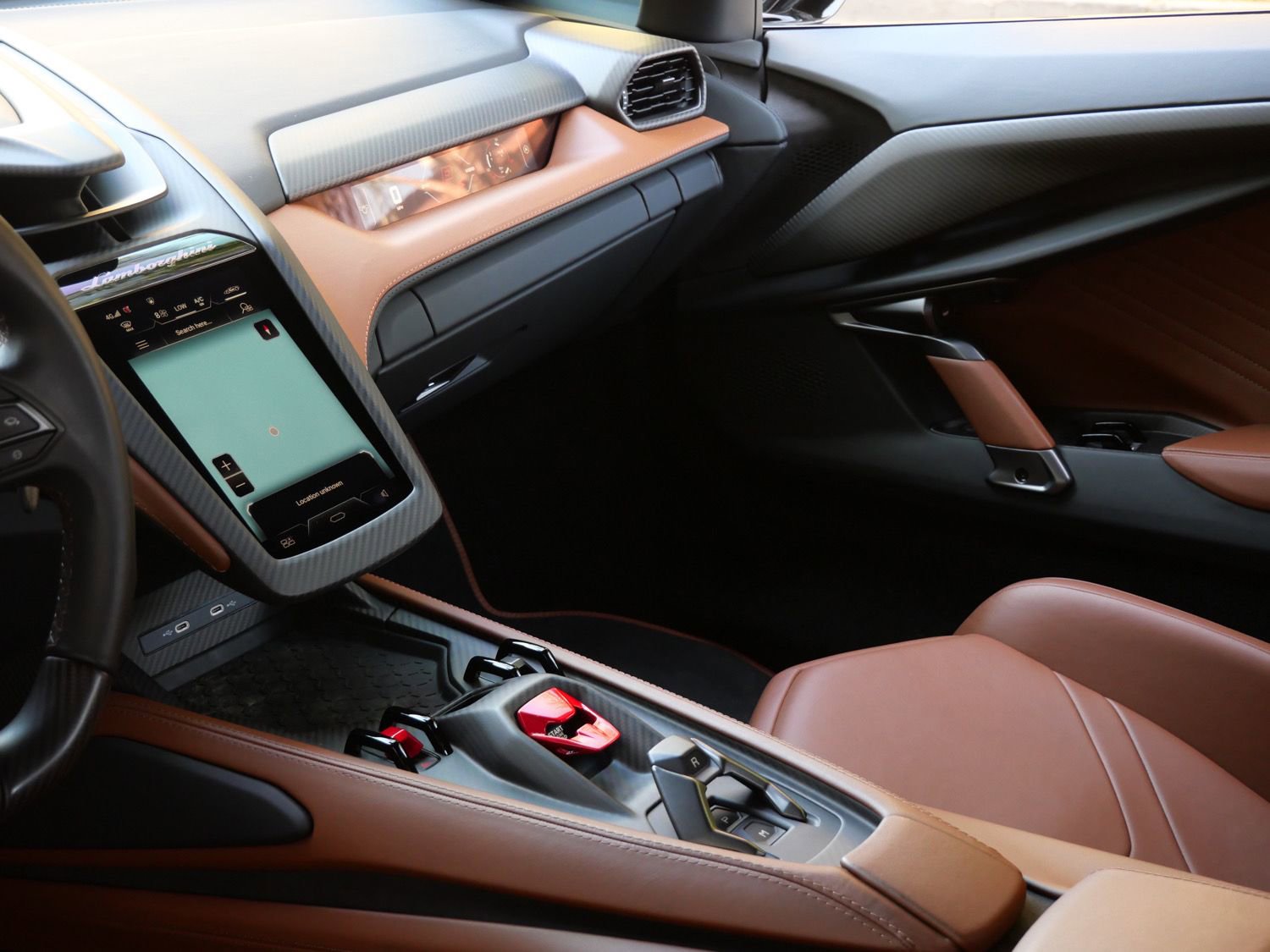 Used 2024 Lamborghini Revuelto AWD/4WD image 27