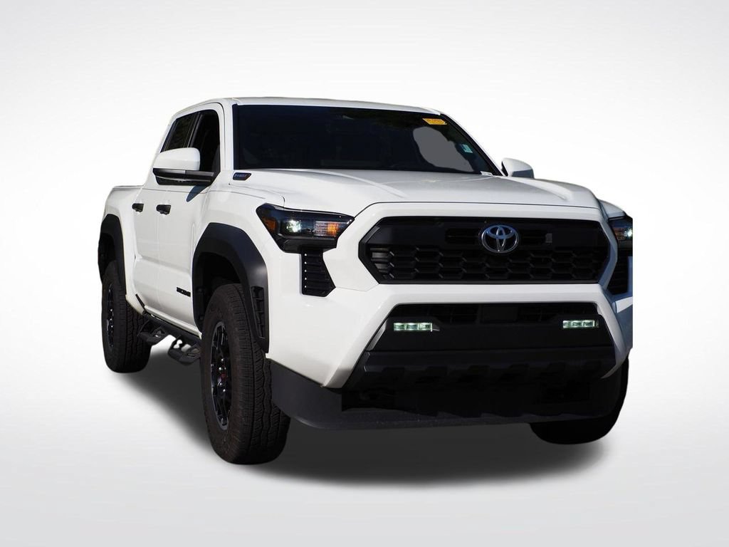 Used 2024 Toyota Tacoma TRD Off-Road AWD/4WD image 34