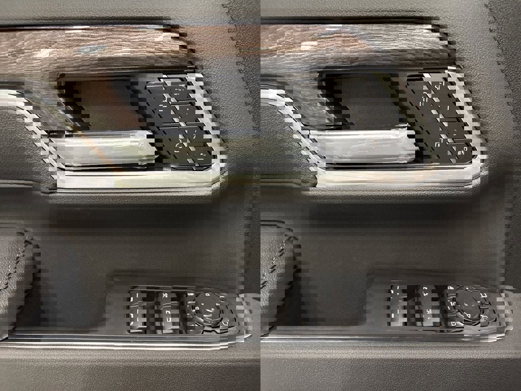 New 2026 Chevrolet Silverado 3500 LTZ w/ LTZ Plus Package image 16