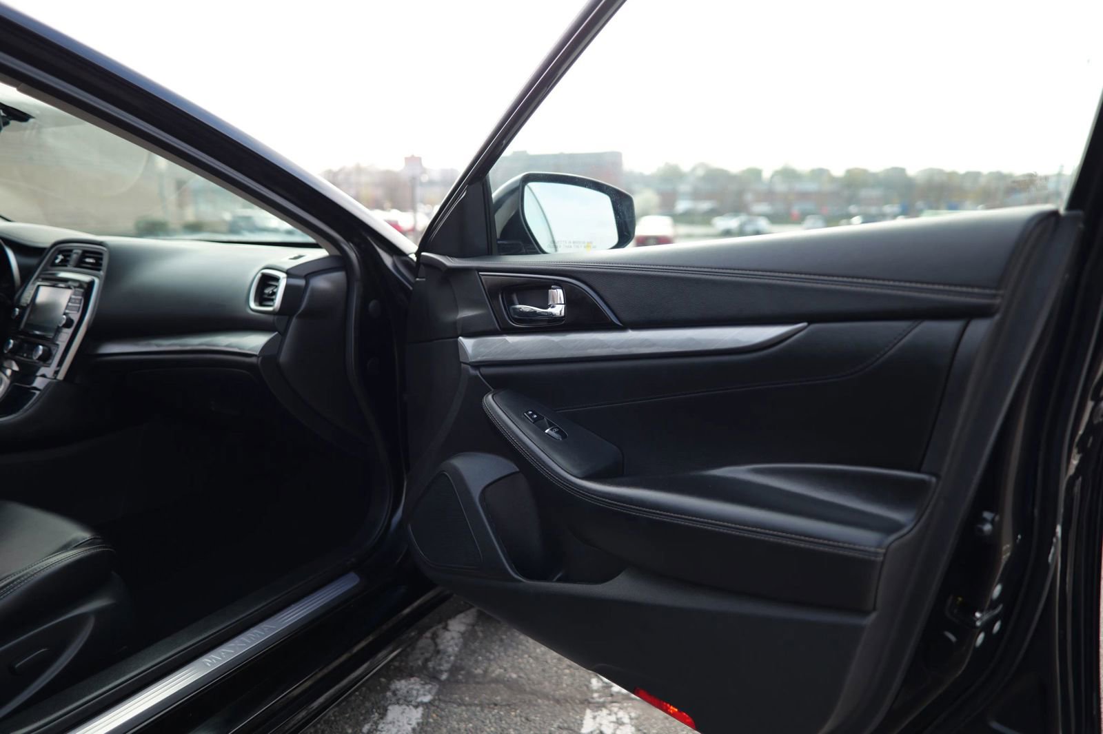 Used 2018 Nissan Maxima 3.5 SV image 24