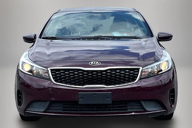Used 2017 Kia Forte LX FWD image 3