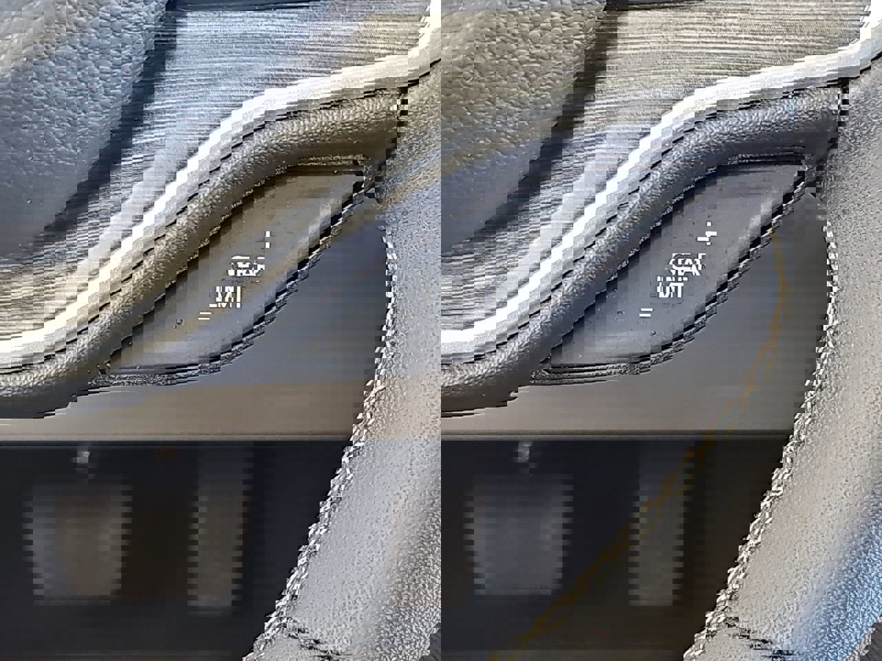 Used 2024 Jeep Wagoneer Series II w/ Convenience Group I image 25