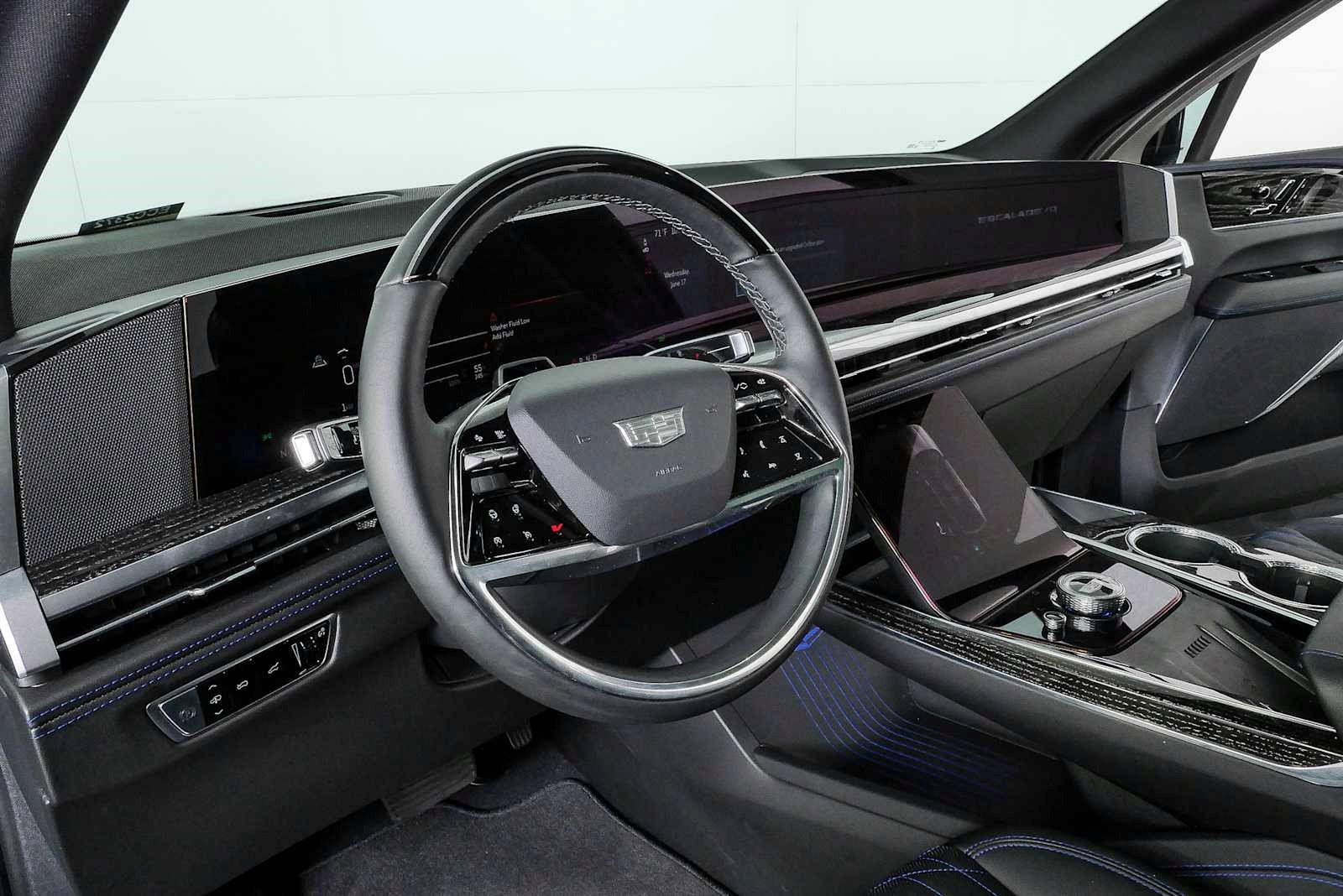 Certified 2025 Cadillac Escalade IQ Sport 1 AWD/4WD image 4