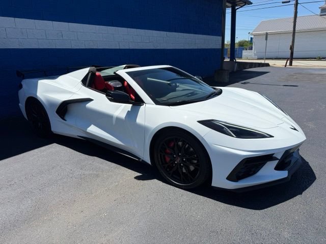 Used 2023 Chevrolet Corvette Stingray Premium Conv w/ Z51 Performance Package RWD image 3