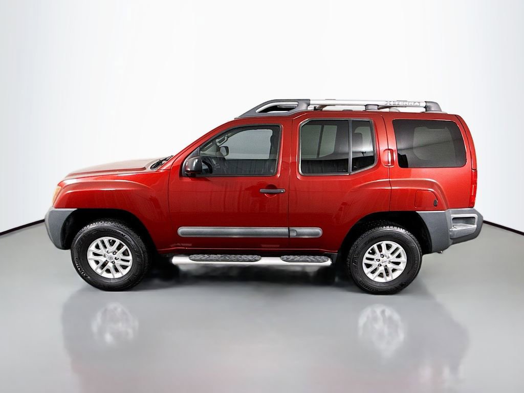 Used 2015 Nissan Xterra S w/ Value Package image 4