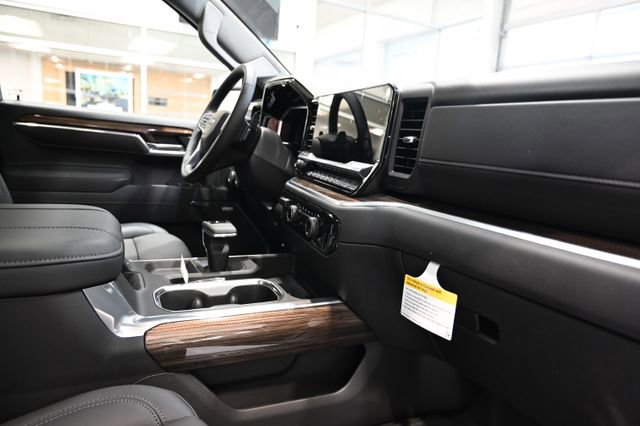 New 2026 Chevrolet Silverado 1500 LT Trail Boss w/ LT Trail Boss Premium Package AWD/4WD image 14