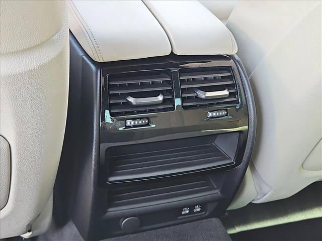 Used 2021 BMW M550i xDrive w/ Executive Package AWD/4WD image 17