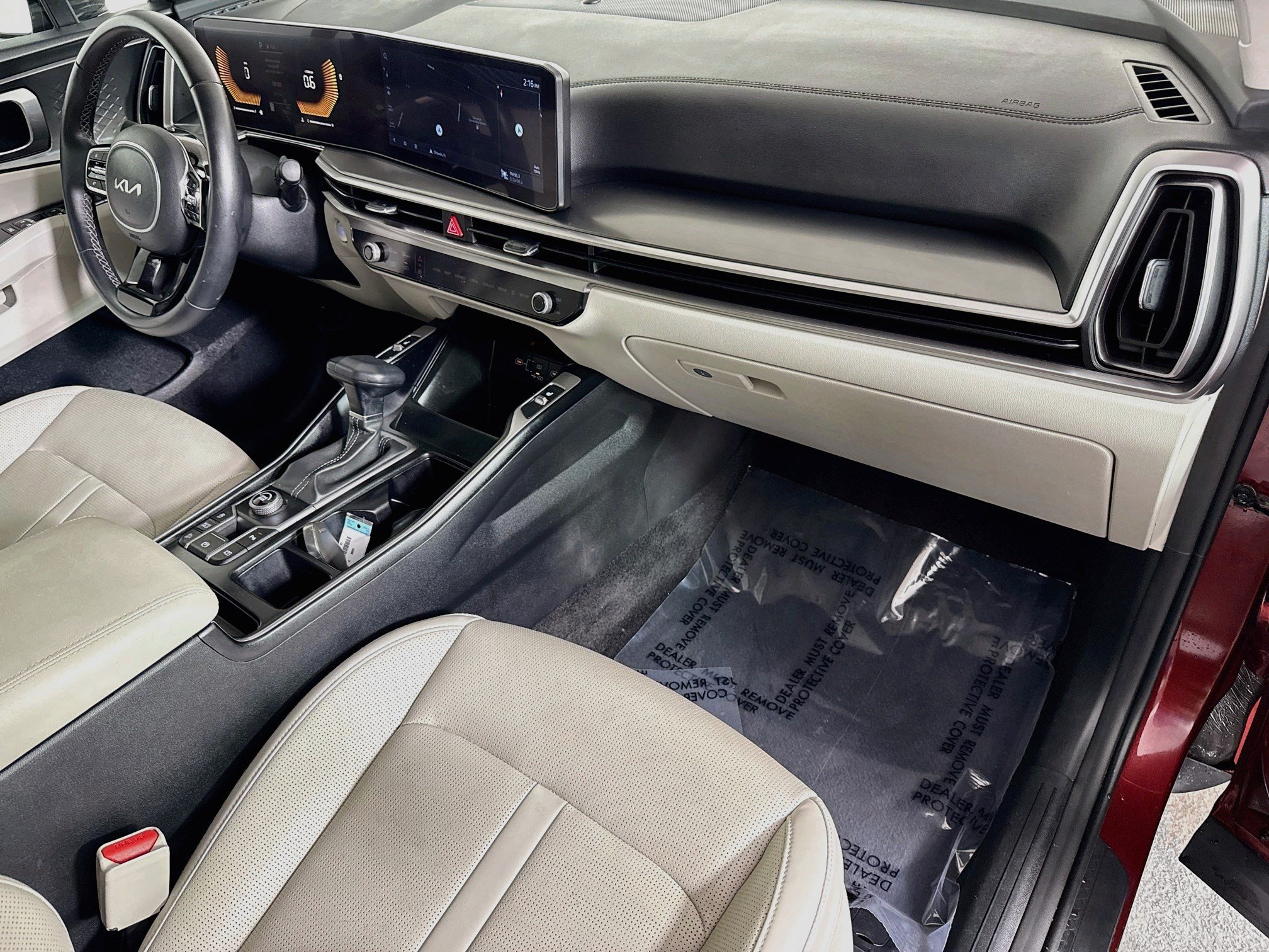 Used 2025 Kia Sorento S w/ Panoramic Sunroof Package FWD image 30