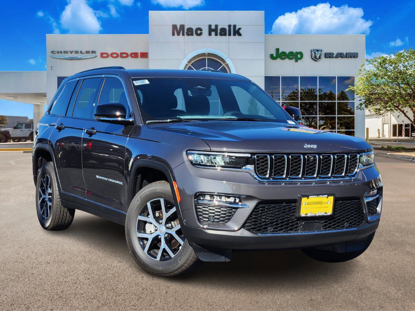 New 2025 Jeep Grand Cherokee Limited w/ Luxury Tech Group II