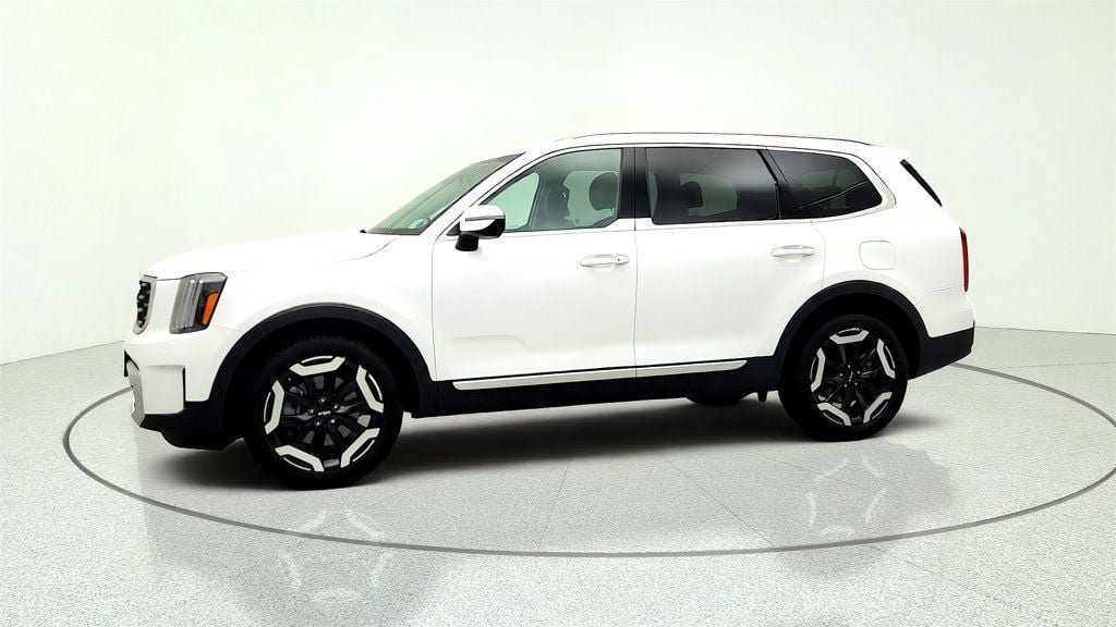 Used 2024 Kia Telluride S w/ S Sunroof Package AWD/4WD image 8