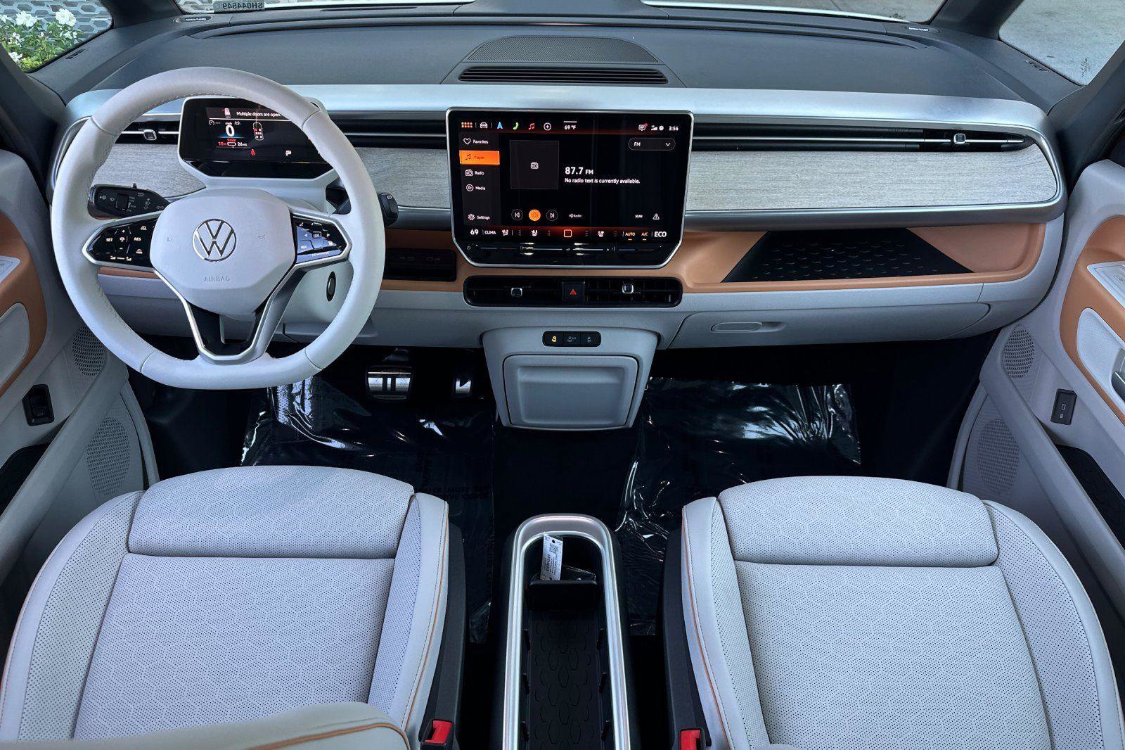 New 2025 Volkswagen ID. Buzz Pro S Plus image 12