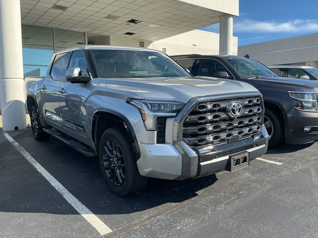 Used 2022 Toyota Tundra Platinum image 5