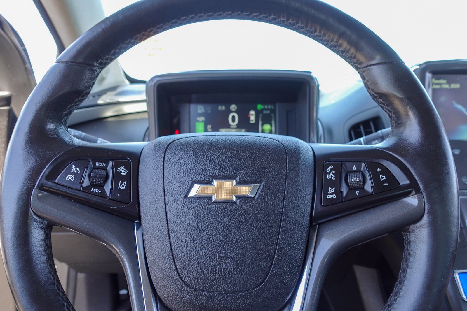 Used 2014 Chevrolet Volt Premium w/ Premium Trim Package FWD image 16