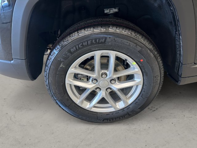 New 2026 Jeep Grand Cherokee Laredo X AWD/4WD image 14