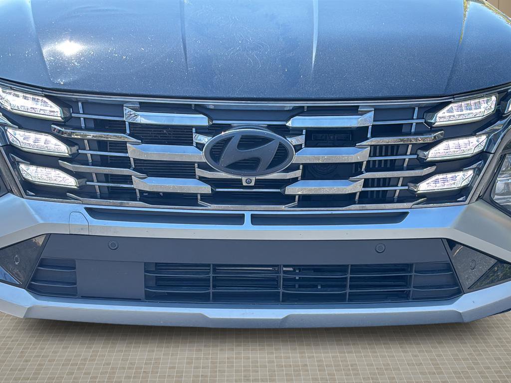Certified 2025 Hyundai Tucson Limited image 9