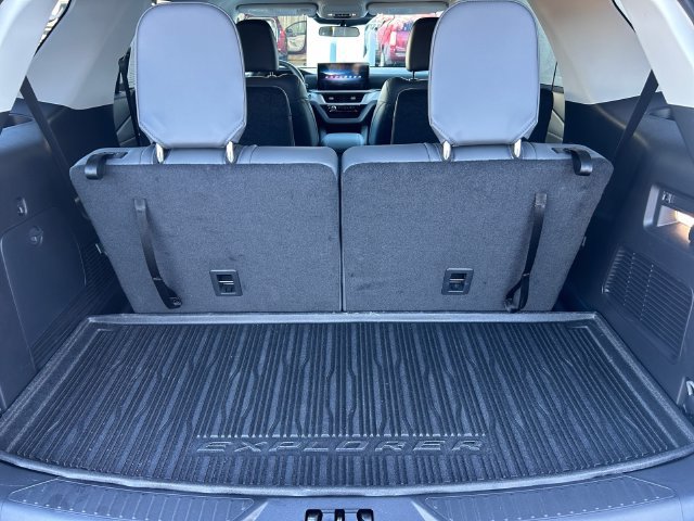 Used 2025 Ford Explorer Active w/ Active Comfort Package AWD/4WD image 17