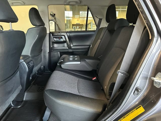 Used 2021 Toyota 4Runner TRD Off-Road AWD/4WD image 26