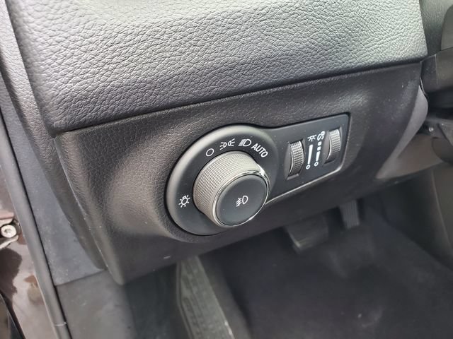 Used 2020 Jeep Compass Limited AWD/4WD image 22
