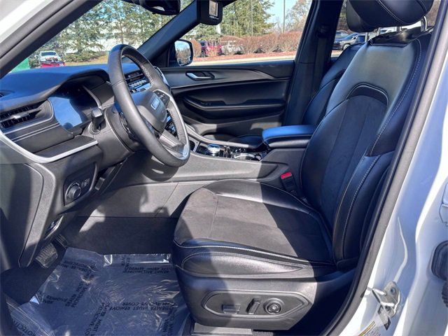 Certified 2023 Jeep Grand Cherokee L Laredo image 10