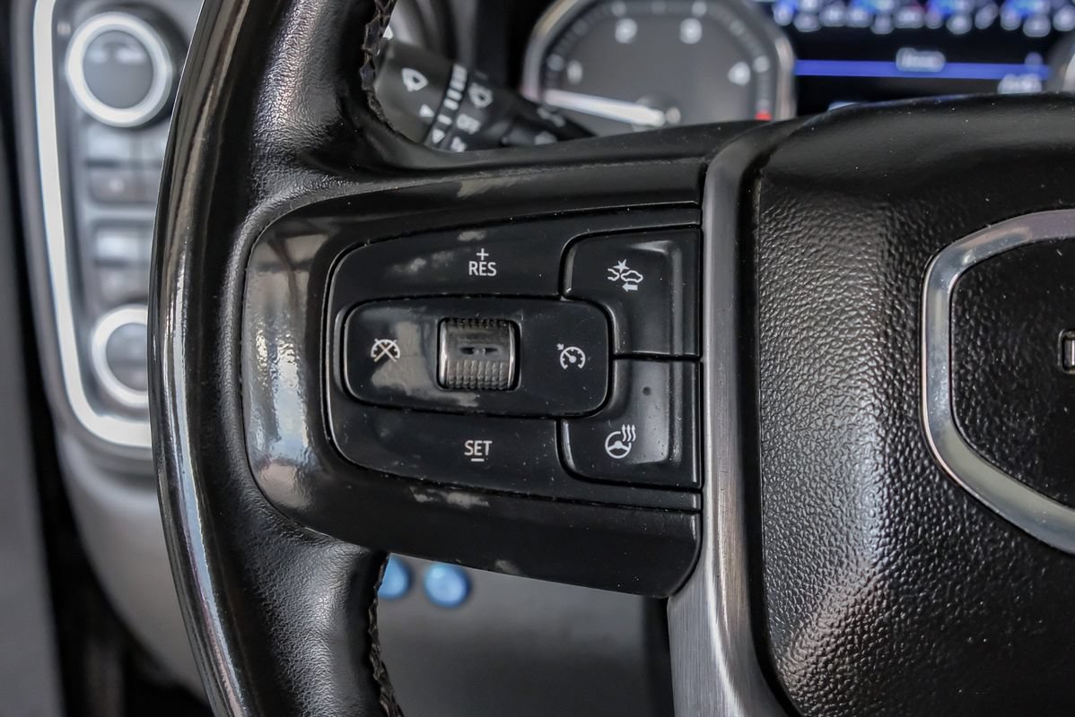 Used 2023 GMC Sierra 2500 Denali w/ Denali Black Diamond Edition AWD/4WD image 16