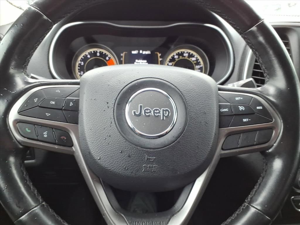 Used 2020 Jeep Cherokee Latitude Plus w/ Cold Weather Group image 20