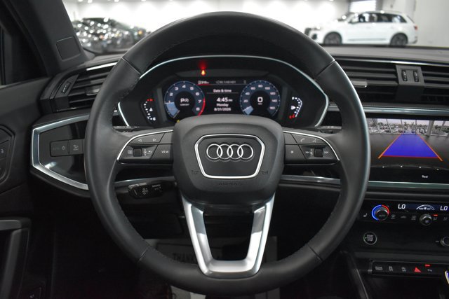 Used 2025 Audi Q3 2.0T Premium w/ Convenience Package AWD/4WD image 31