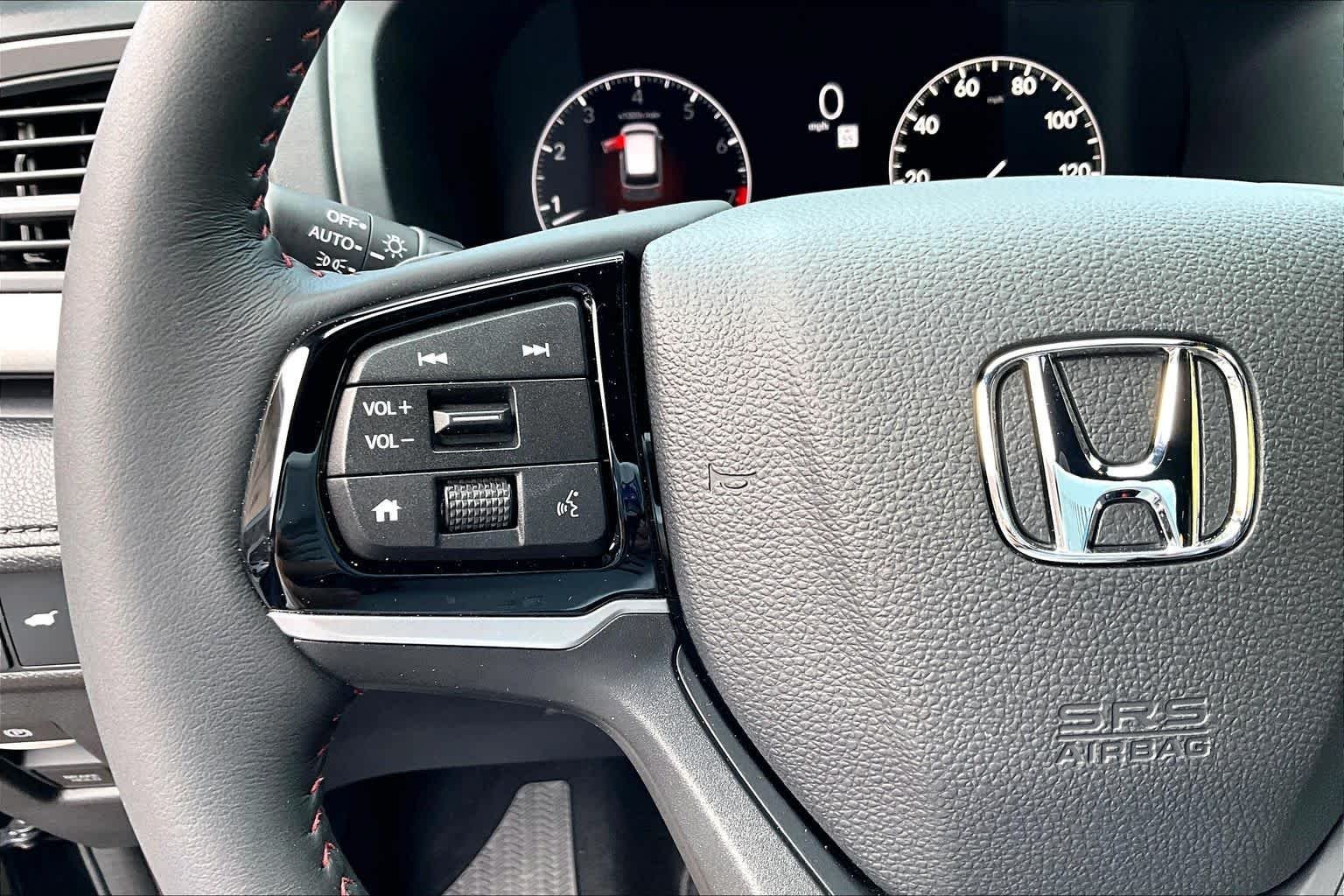Used 2026 Honda Odyssey Sport-L image 24