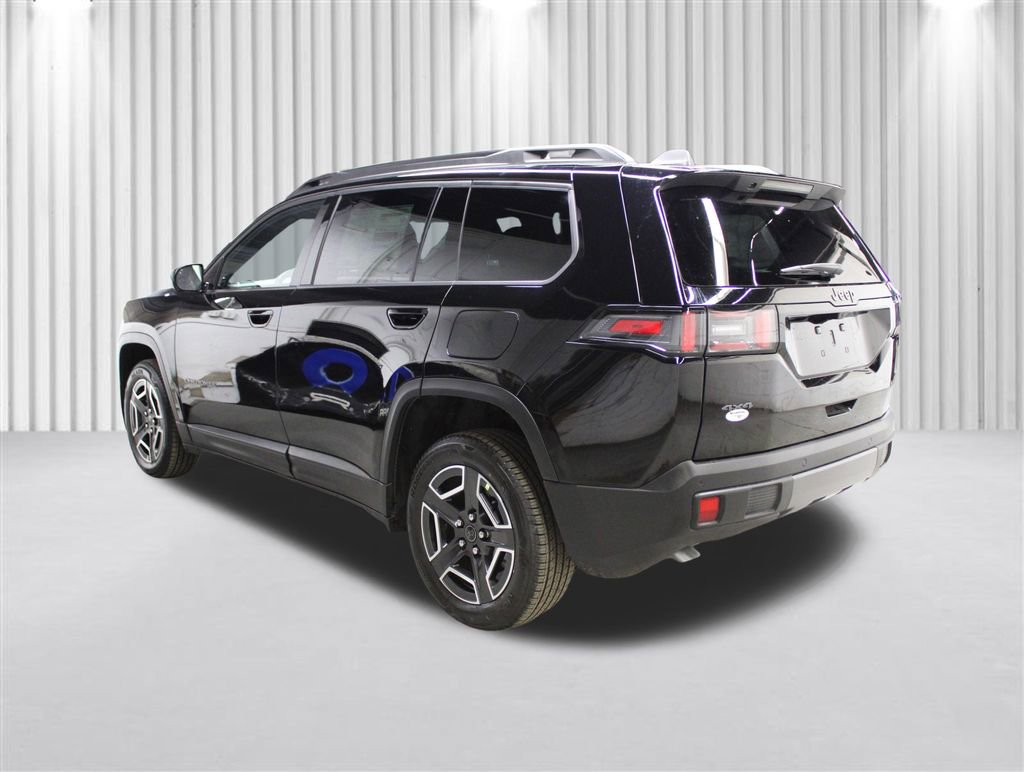 New 2026 Jeep Cherokee Laredo image 5