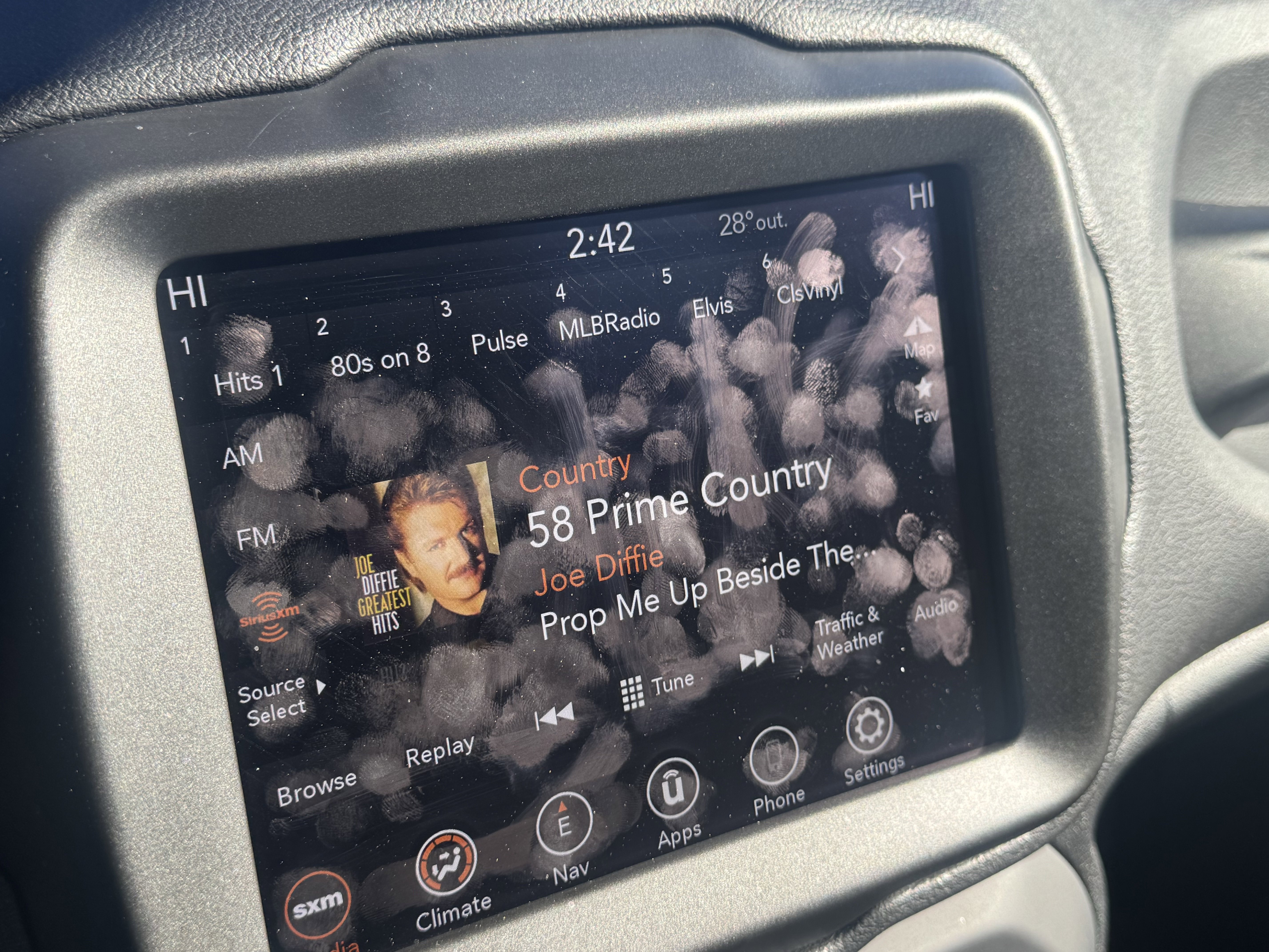 Used 2023 Jeep Renegade Trailhawk image 31