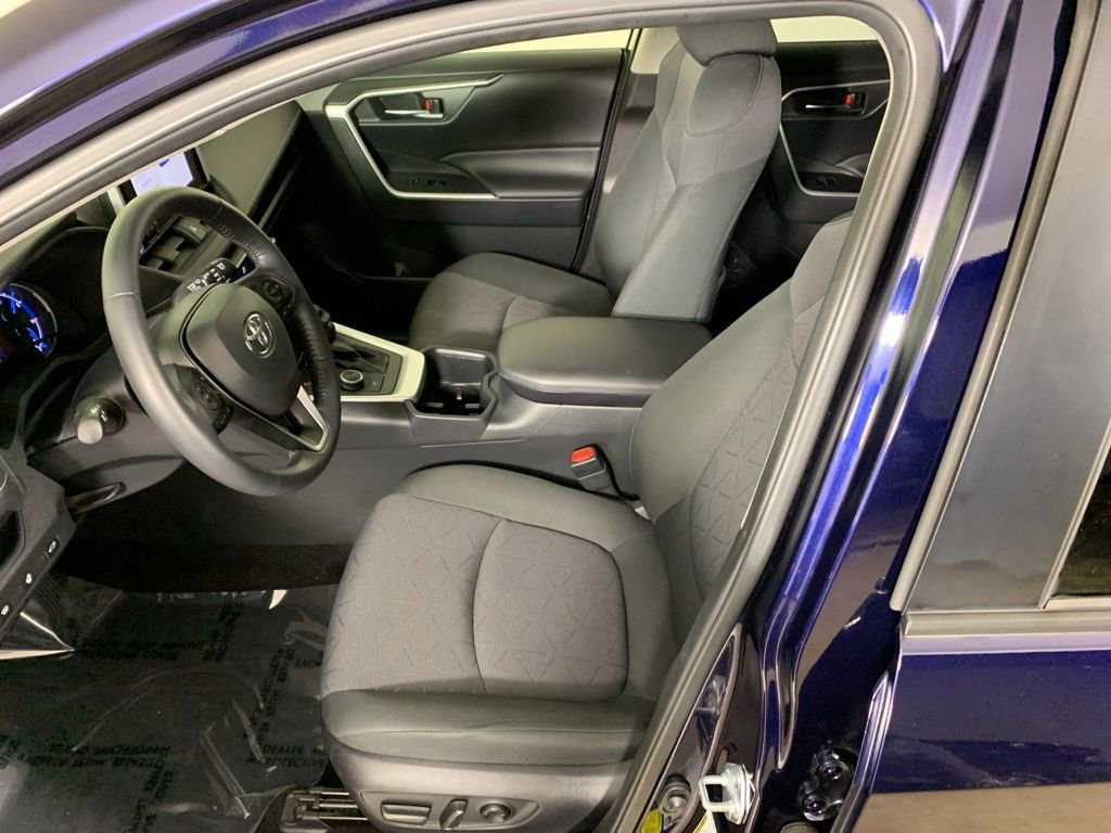 Used 2023 Toyota RAV4 XLE w/ Convenience Package AWD/4WD image 29