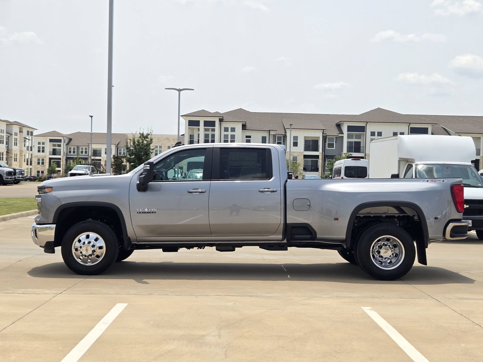 New 2026 Chevrolet Silverado 3500 LT w/ Texas Edition AWD/4WD image 3