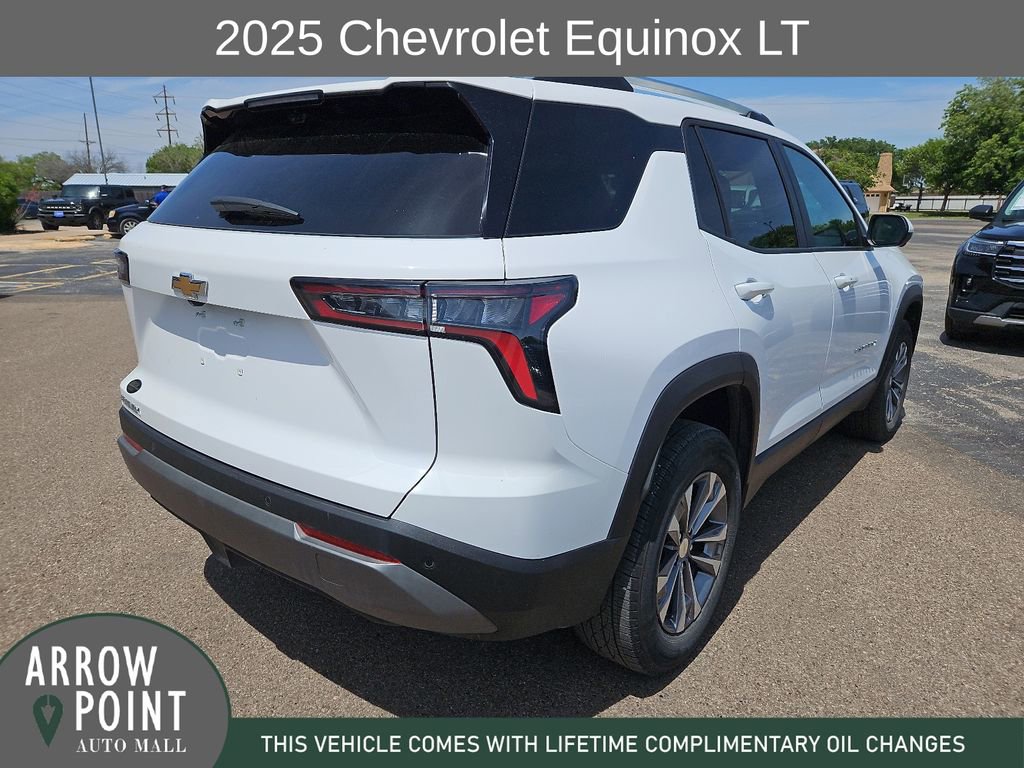 Used 2025 Chevrolet Equinox LT w/ Convenience Package II FWD image 11