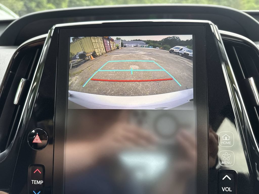 Used 2020 Toyota Prius Prime XLE FWD image 17