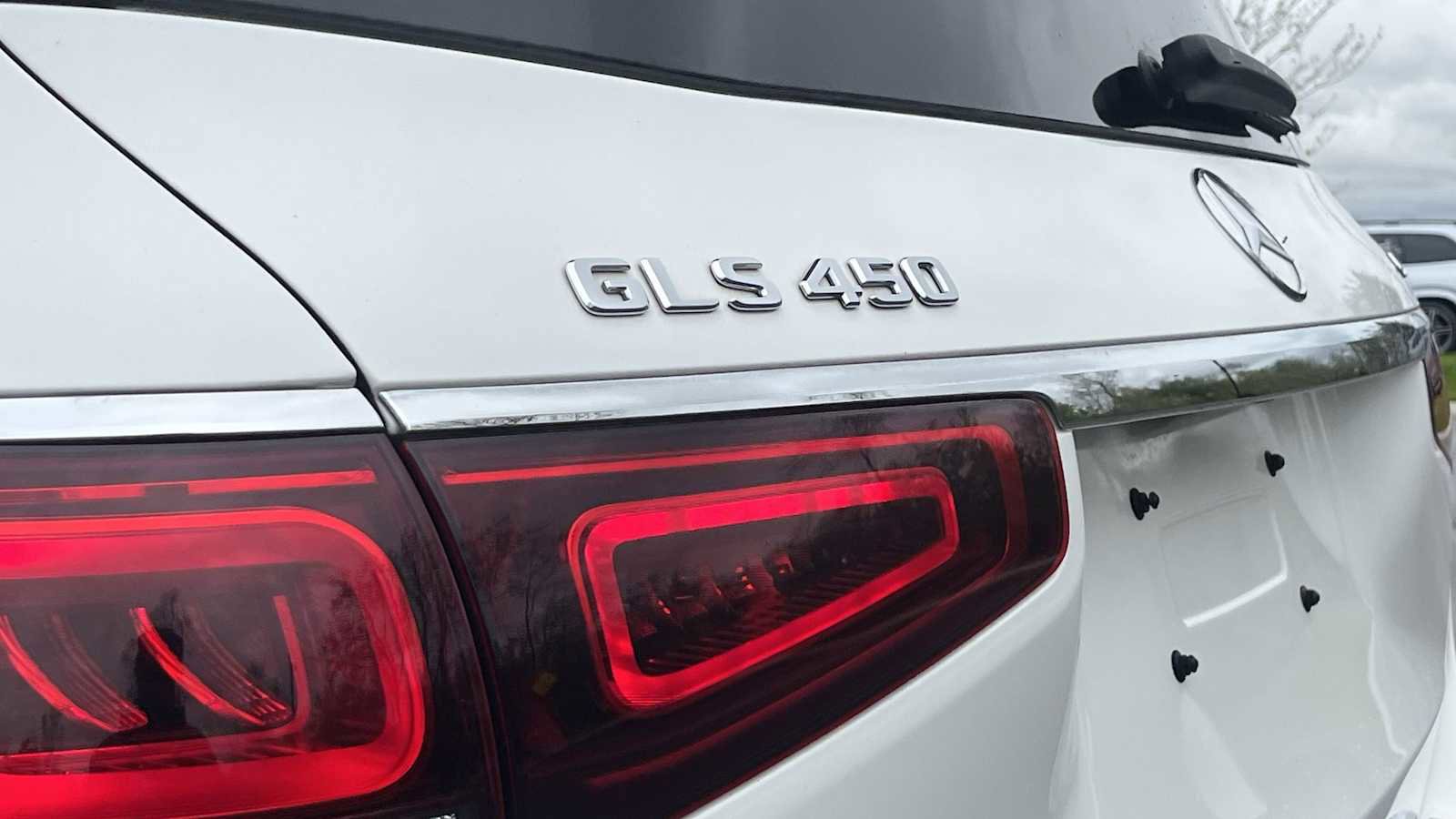 Used 2022 Mercedes-Benz GLS 450 4MATIC image 16